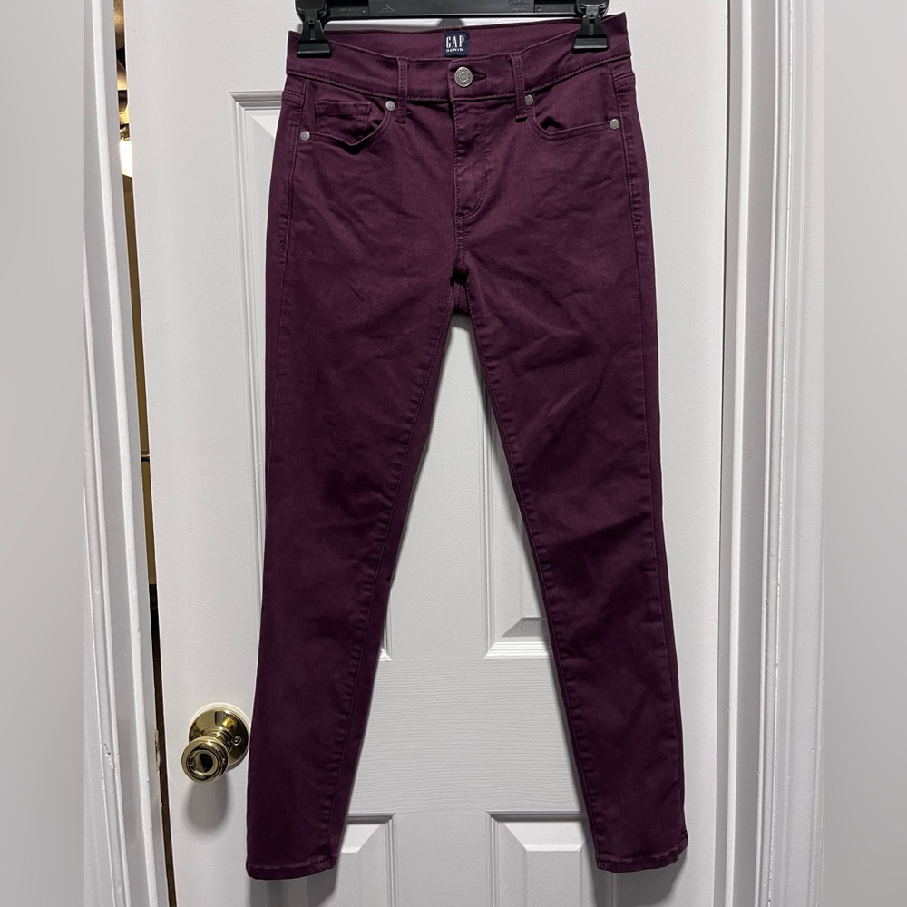 Gap True Skinny Jeans